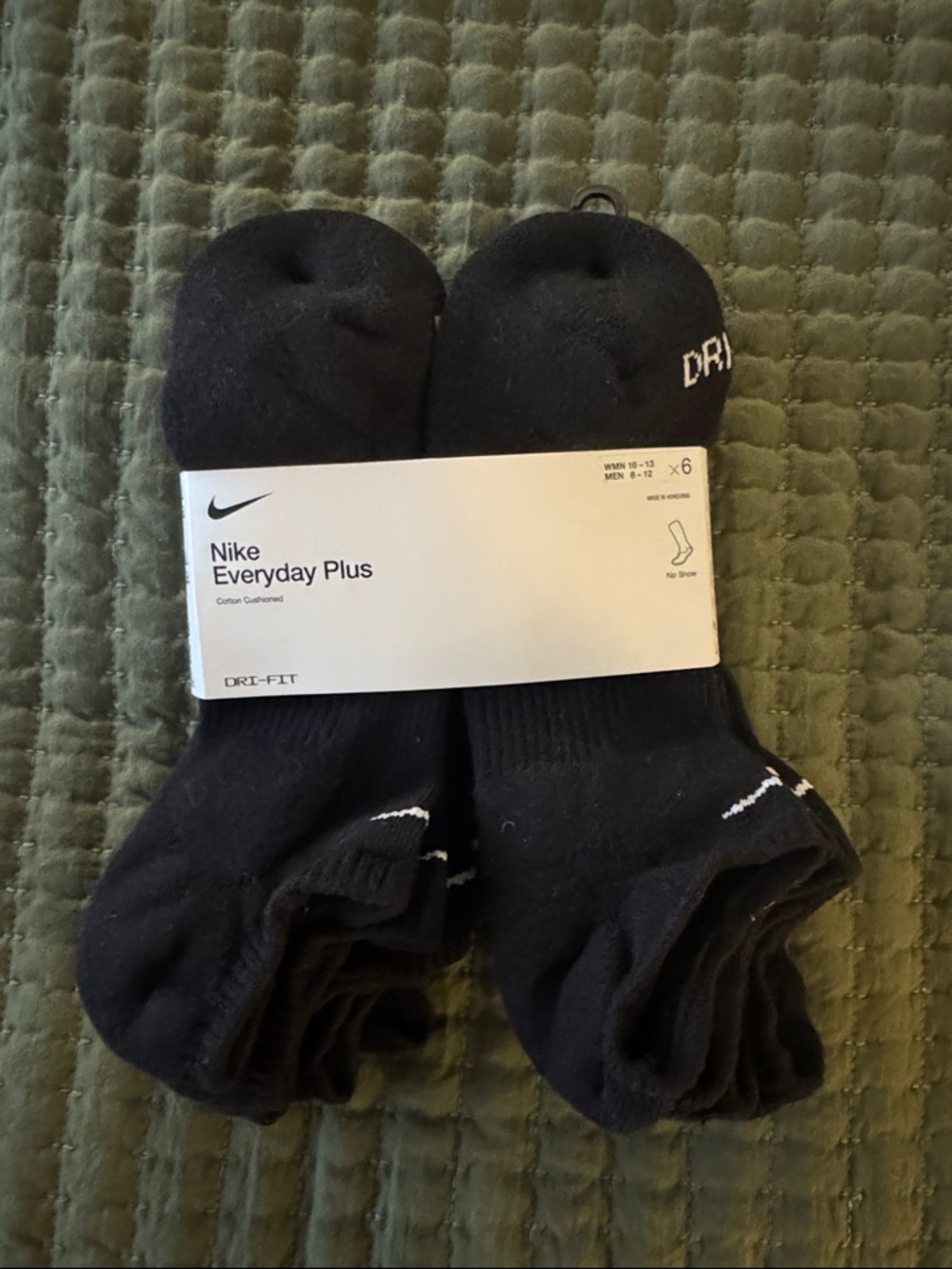 Nike Everyday Plus No-Show Athletic Socks - Black with White Swoosh (6 Pack)